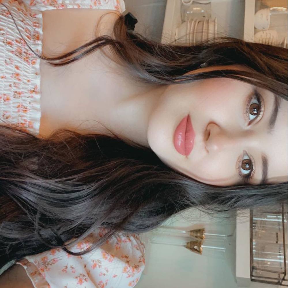 Meet your Posher, Jesenia